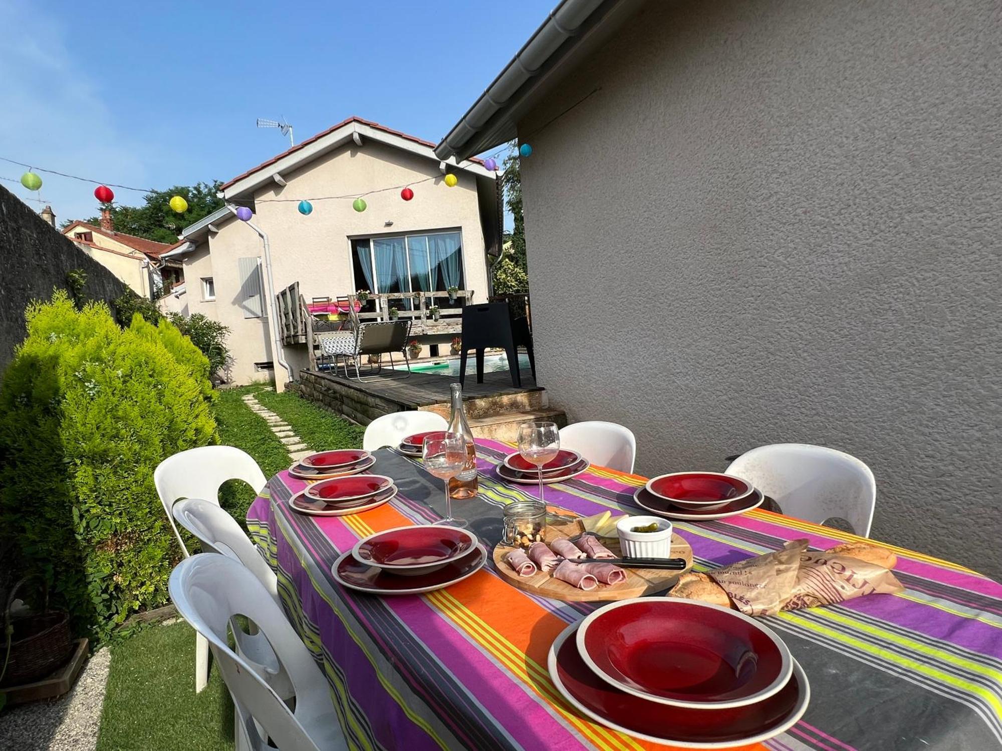 Le Nid Kalain Villa บูร์ก-เลส์-วาลองซ์ ภายนอก รูปภาพ